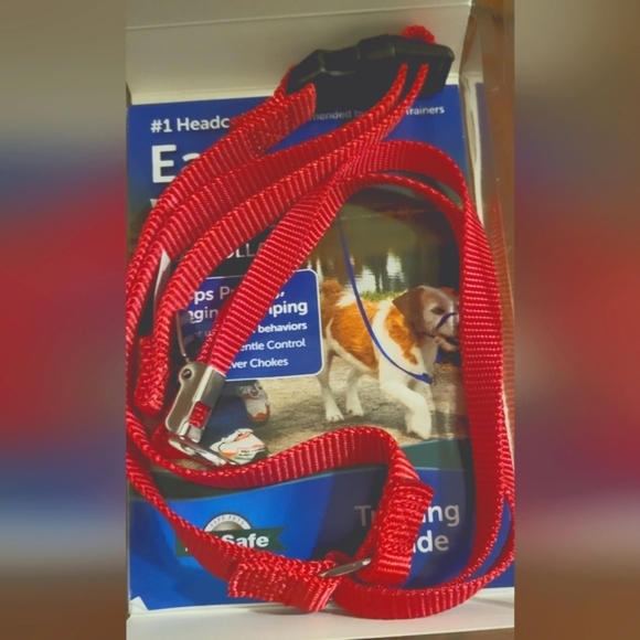 Petsafe Easy Walk No-Pull Headcollar In Red for Dogs (Size‎ L) - Picture 4 of 11